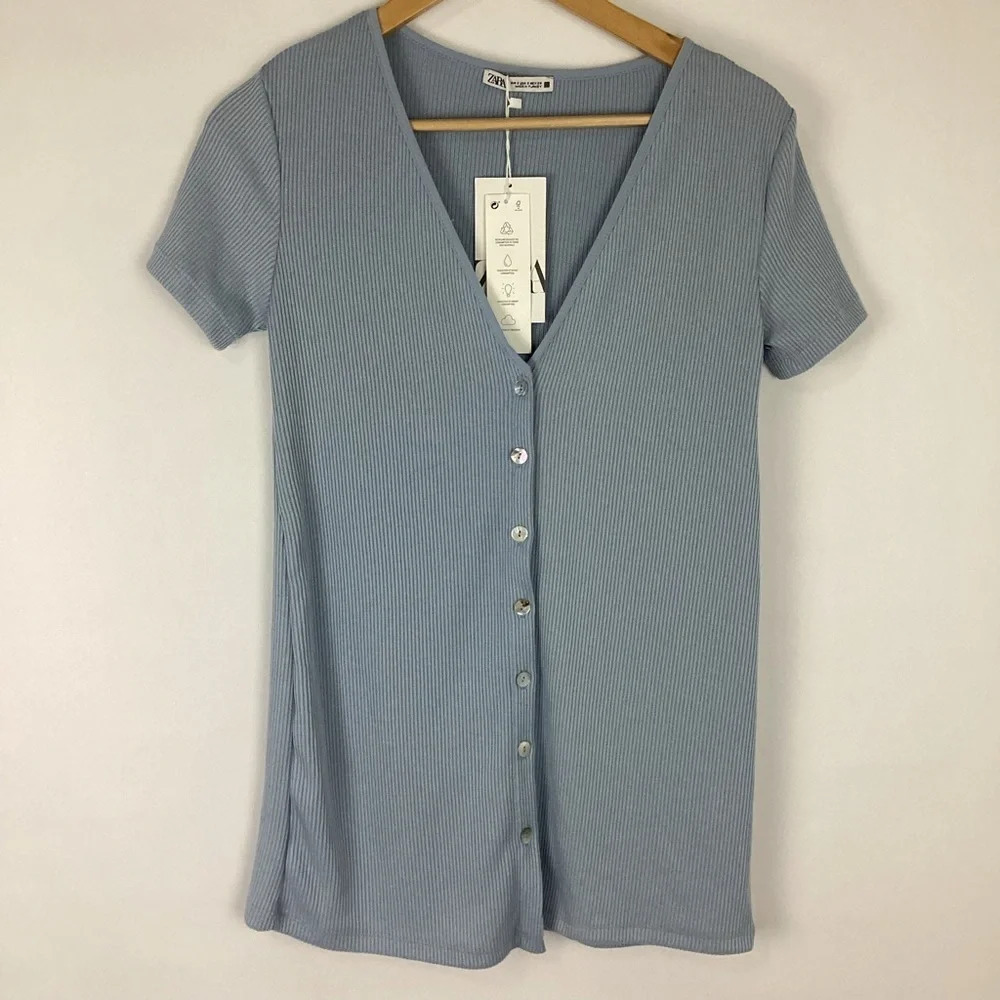 Zara Button Down Top New Small - image 1